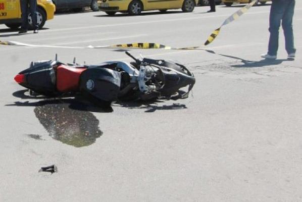 Un motociclist fără permis a 